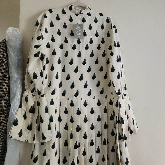 H&M STUDIO A/W 2023 GRAPHIC-PRINT PLEATED Maxi DRESS cream/black NO LOW BALLING! - Picture 15 of 16